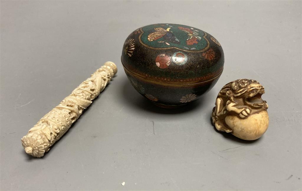 A 19th century Chinese carved ivory needle case, a damaged netsuke and a small cloisonne box